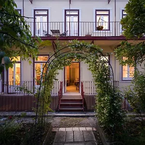 Bed & Breakfast O Jardim Da Tessa **